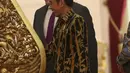Presiden Joko Widodo saat menerima Menteri Ekonomi dan Energi Republik Federal Jerman Peter Altmaier di Istana Merdeka, Jakarta, Kamis (1/10). Pertemuan tersebut untuk mempererat hubungan bilateral kedua negara. (Liputan6.com/Angga Yuniar)