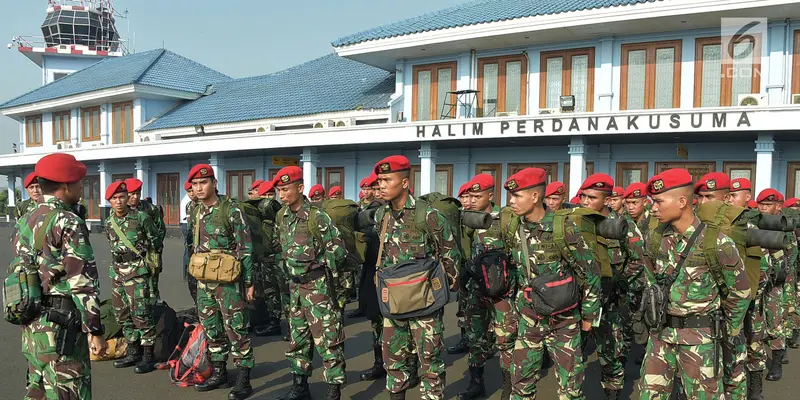 TNI Kerahkan 140 Personel Kopassus Evakuasi Korban Gempa Lombok