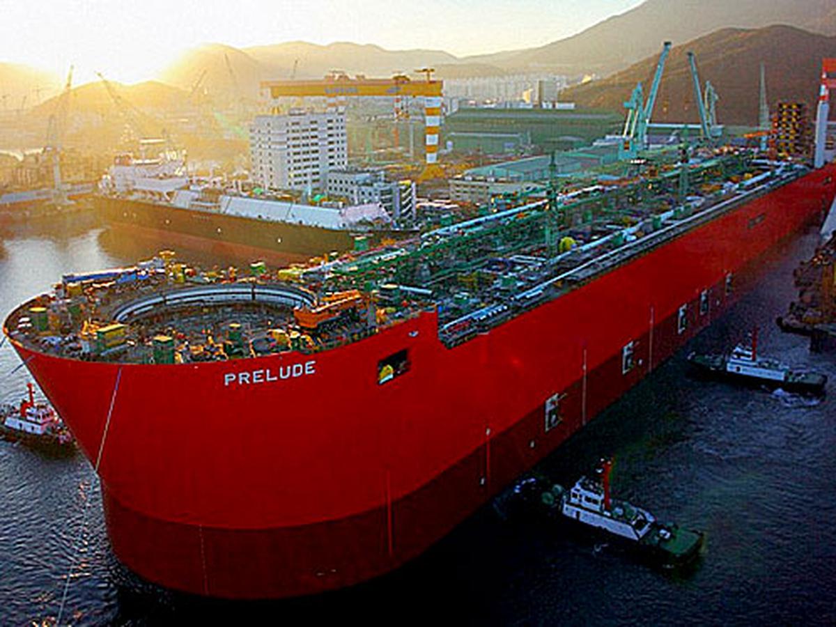 World s Longest Tanker Ship Struggles To Dock Meet The Longest Tanker 