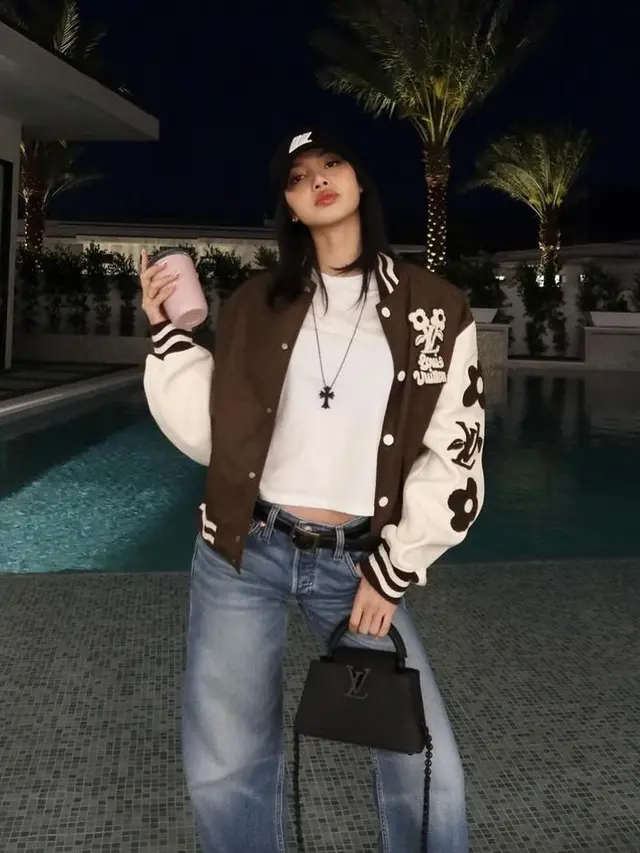 Tampilan Riasan Lisa Blackpink di Coachella. [@lalalalisa_m]