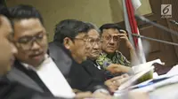 Terpidana kasus suap kuota pembelian gula impor di Perum Bulog untuk terpidana Irman Gusman saat menjalani sidang peninjauan kembali (PK) di Pengadilan Tipikor, Jakarta, Rabu (31/10). Liputan6.com/Herman Zakharia)