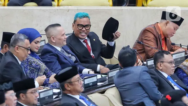 Potret Deretan Selebritis yang Resmi Dilantik Sebagai Anggota DPR RI 2024-2029