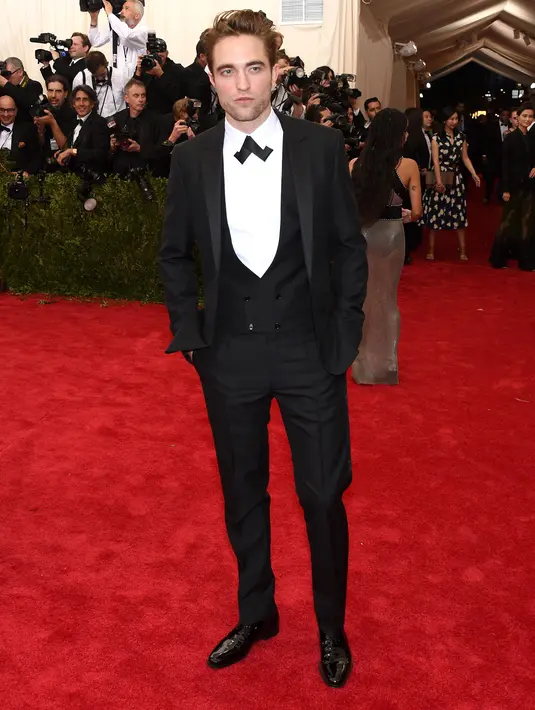 Menuturkan pada majalah Jolie beberapa waktu lalu, Robert mengatakan keinginannya menjadi seorang ayah. Selain itu Twigs yang juga berdiskusi soal ibu di majalah The Sunday Times. (AFP/Bintang.com)