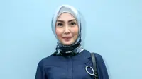 Berhijab, Fenita Arie Malah Takut Dipuji