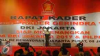 Ketua Umum DPP Partai Gerindra Prabowo Subianto memberikan sambutan saat rapat akbar kader di Jakarta, Minggu (8/1). Rapat Kader tersebut bertema "Kader Gerindra Siap Memenangkan Pilkada DKI Jakarta 2017 dan Pilpres 2019". (Liputan6.com/Angga Yuniar)