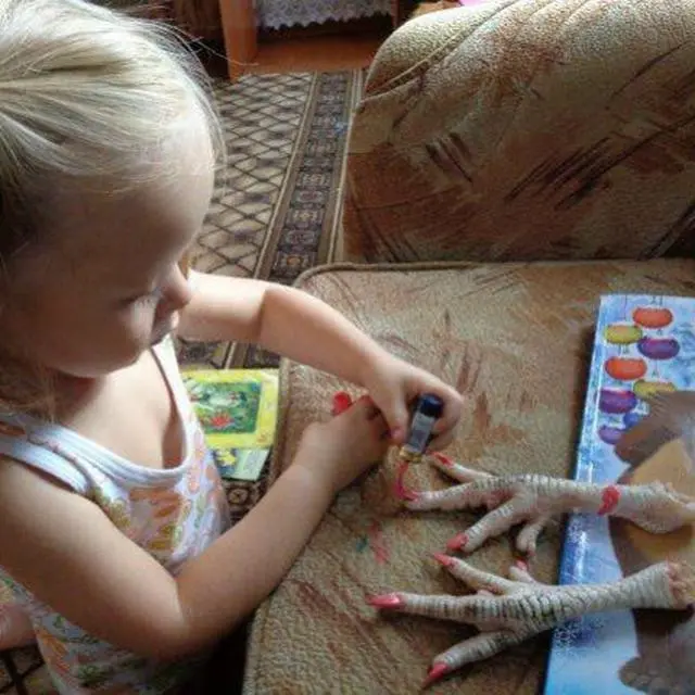 8 Potret Kelakuan Anak Kecil di Luar Nalar Orang Dewasa Ini Bikin Geleng Kepala