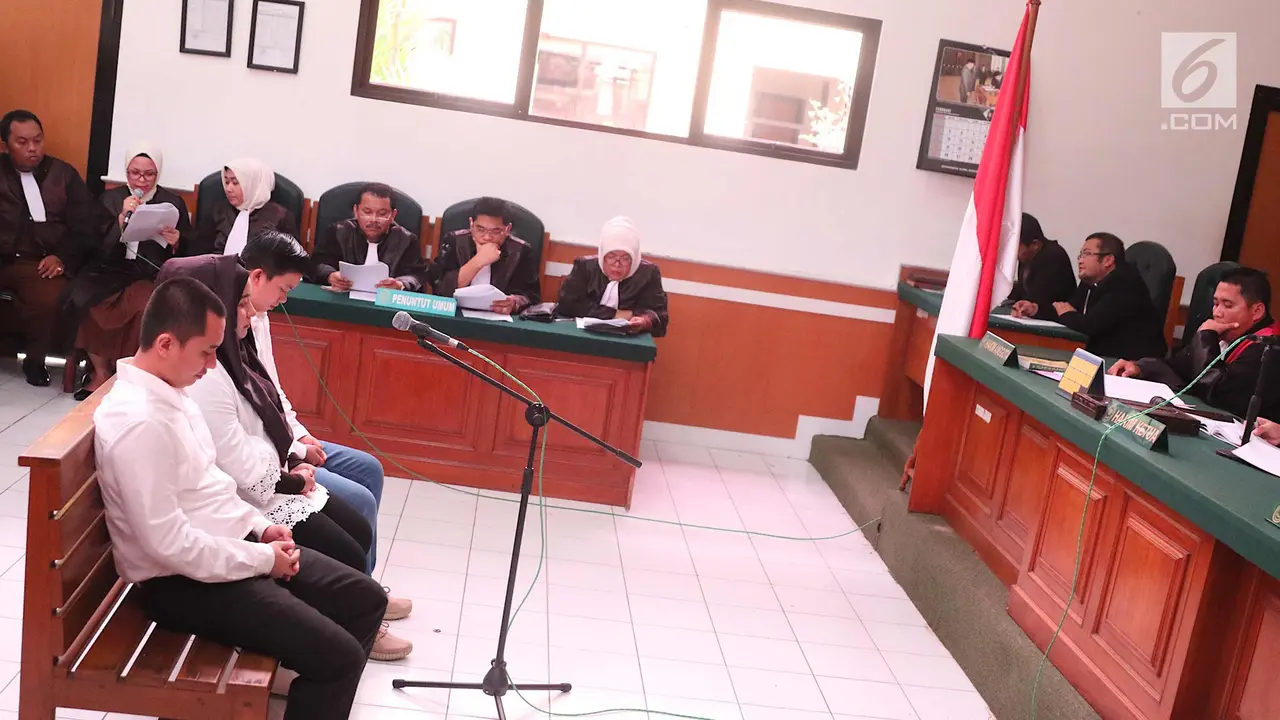 Tiga Bos First Travel Jalani Sidang Perdana di PN Depok