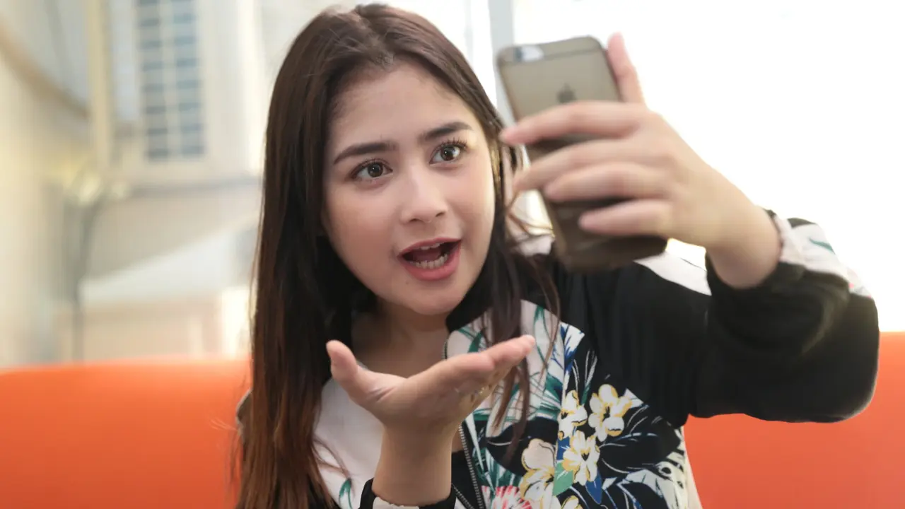 [Bintang] Prilly Latuconsina