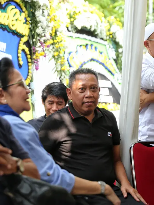 Melayat ke Istri Indro -