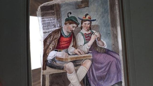 Langka dan Bernilai Tinggi, Lukisan Kanvas Jaring Laba-laba Jadi Buruan Kolektor