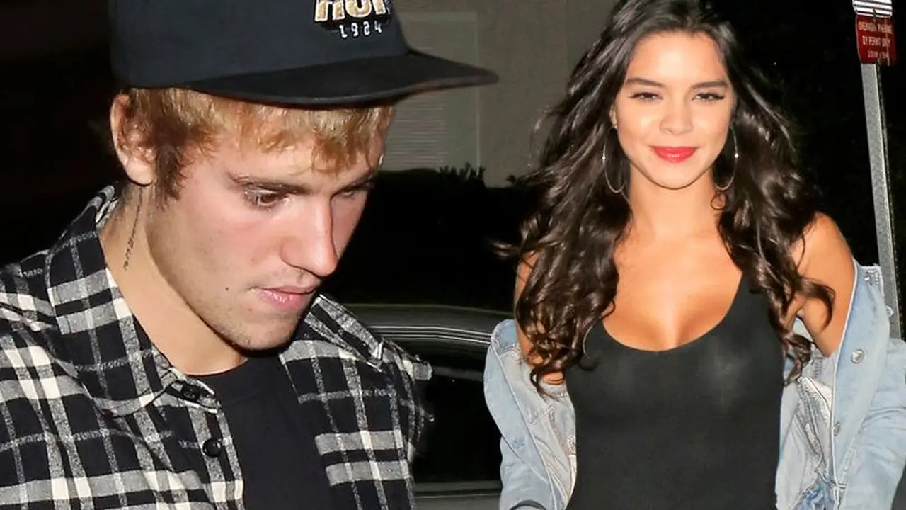 [Bintang] Justin Bieber Lebih Religius Bersama dengan Pacar Baru