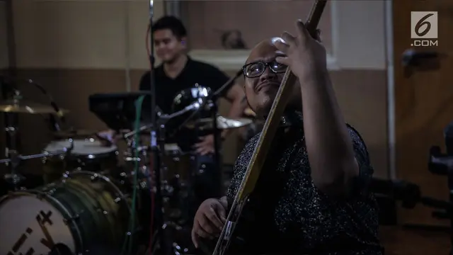 Siap Hibur Penggemar, NeV+ Gaet Sophia Latjuba
