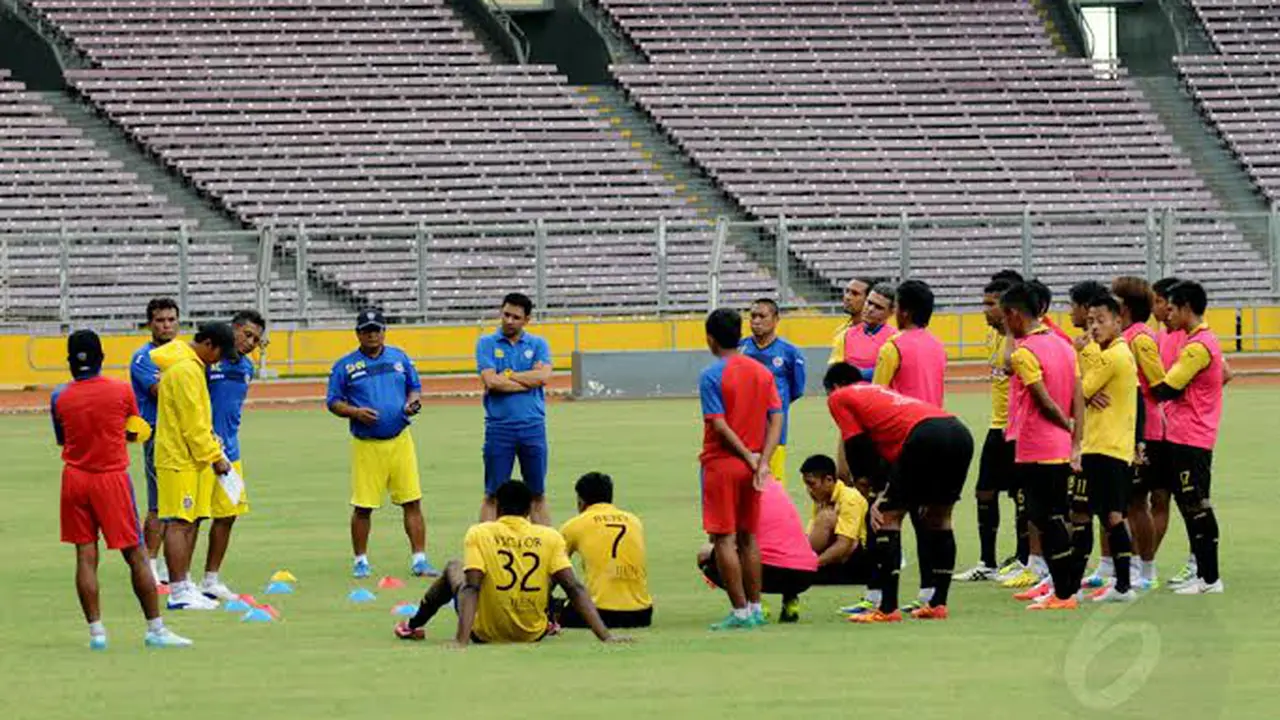 Suharno Arema
