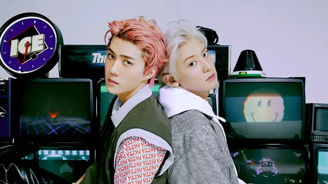 Sehun dan Chanyeol EXO. (SM Entertainment via Soompi)