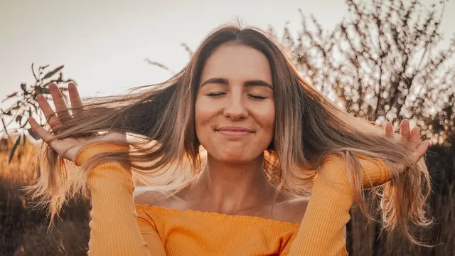 Ilustrasi rambut lurus