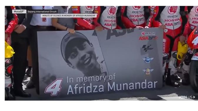 Momen Mengheningkan Cipta untuk Afridza Munandar (Sumber: YouTube/MotoGP)