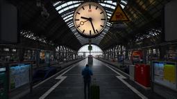 Serikat pengemudi kereta api Jerman (Die Gewerkschaft der Lokomotivführer/GDL) memulai pemogokan nasional selama tiga hari sejak pembicaraan upah gagal dan menemui jalan buntu. (Kirill KUDRYAVTSEV/AFP)