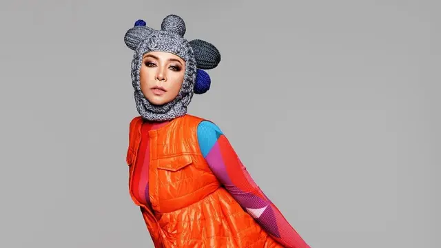 Gaya Melly Goeslaw Makin Pede Pakai Kostum Nyentrik, Dipuji Langsing