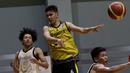 Pebasket Indonesia, Mei Joni, saat sesi latihan di GBK Arena, Jakarta, Senin, (14/9). Latihan tersebut untuk persiapan SEA Games 2019. (Bola.com/M Iqbal Ichsan)