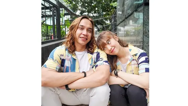6 Momen Mesra Bella Kuku dengan Gerry Girianza, Selalu Kompak