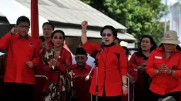 Ketua Umum PDIP, Megawati Soekarnoputri saat berpidato di HUT PDIP ke-42, Jakarta, Sabtu (10/1/2015). (Liputan6.com/Johan Tallo)