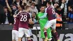 Manchester City yang begitu mendominasi Carabao Cup dan selalu lolos ke semifinal dalam 5 musim terakhir, bahkan 4 musim terakhir menjadi juara, harus terhenti oleh West Ham United di babak keempat musim 2021/2022 ini. The Citizens keok lewat adu penalti. (AFP/Glyn Kirk)