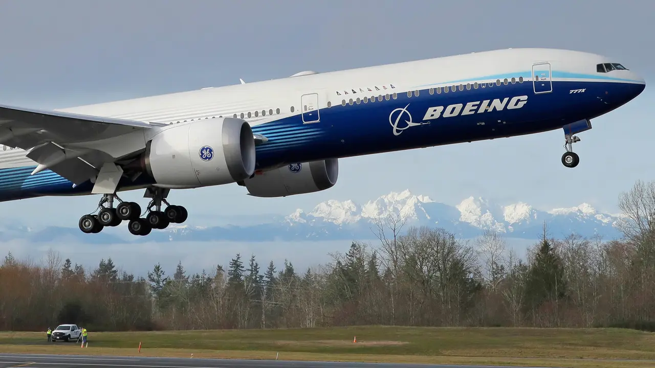 Pesawat Boeing 777X
