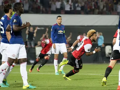 Manchester United menelan kekalahan 0-1 dari Feyenoord Rotterdam pada matchday pertama Grup A Liga Europa, di Feijenoord Stadion, Rotterdam, Jumat (16/9/2016) dini hari WIB. (AFP/ANP/Emmanuel Dunand/Netherlands OUT)