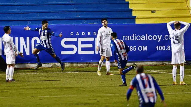 FOTO: Real Madrid Didepak Klub Kasta Ketiga dari Copa del Rey
