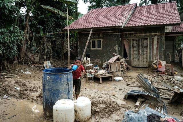 Gangguan Kesehatan Hantui Anak-anak Korban Bencana Banjir Bandang Sumatera