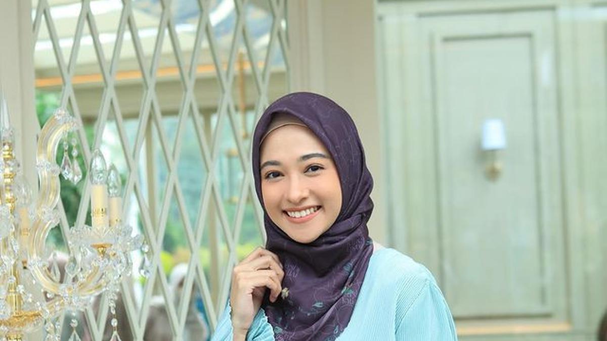 Modern tapi Homey, Intip Potret Dapur Rumah Poppy Bunga &amp; Riphat Senikentara yang Jadi Idaman