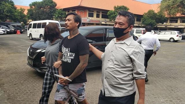 Headline Jerinx Sid Ditahan Lampu Kuning Figur Publik Penyebar Teori Konspirasi News Liputan6 Com