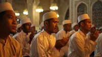 Bacaan Mahalul Qiyam Lengkap dengan Tulisan Arab, Latin, dan Artinya