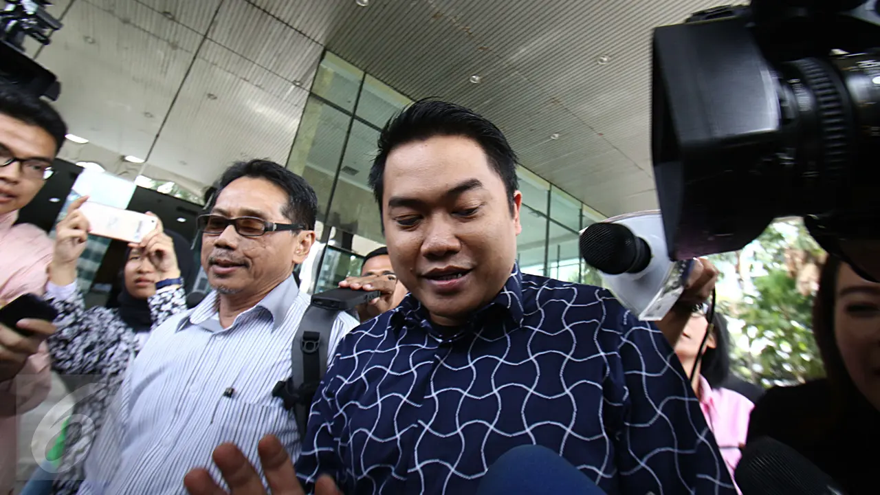 20170125-Anak-Bupati-Klaten-usai-Diperiksa-KPK-Jakarta-Andi-Purnomo-HA
