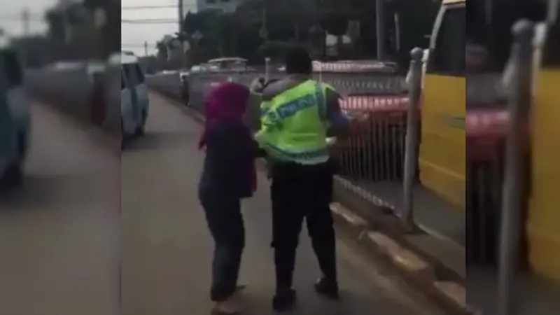 pencakar polisi