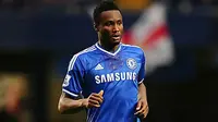 John Michael Nchekwube Obinna adalah pemain sepak bola profesional yang bermain untuk klub Chelsea dan tim nasional Nigeria.