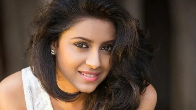 [Bintang] Pemeran Anandhi, Pratyusha Banerjee