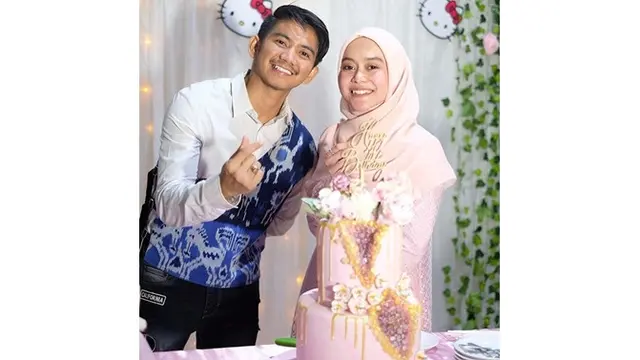 7 Potret Mesra Lesty Kejora dan Rizki Ridho, Sudah 4 Tahun Pacaran