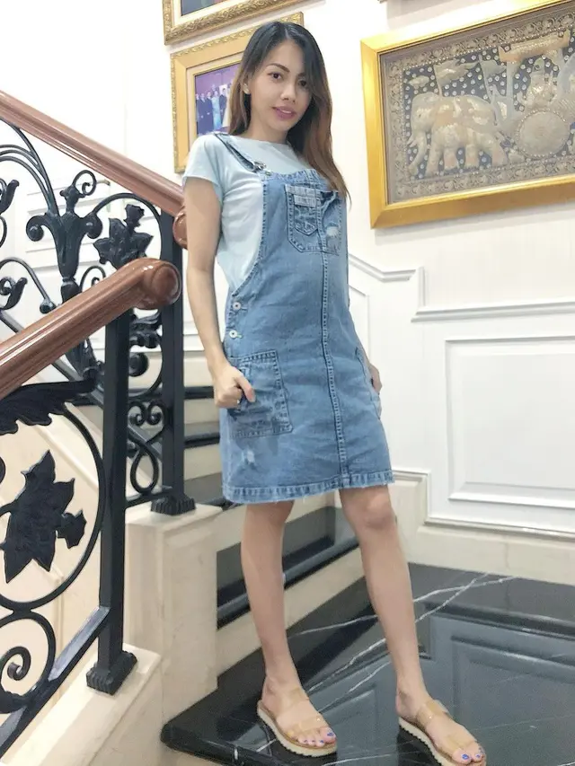 6 Potret Kezia Karamoy Eks Cherrybelle Pamer Baby Bump. Tetap Menawan