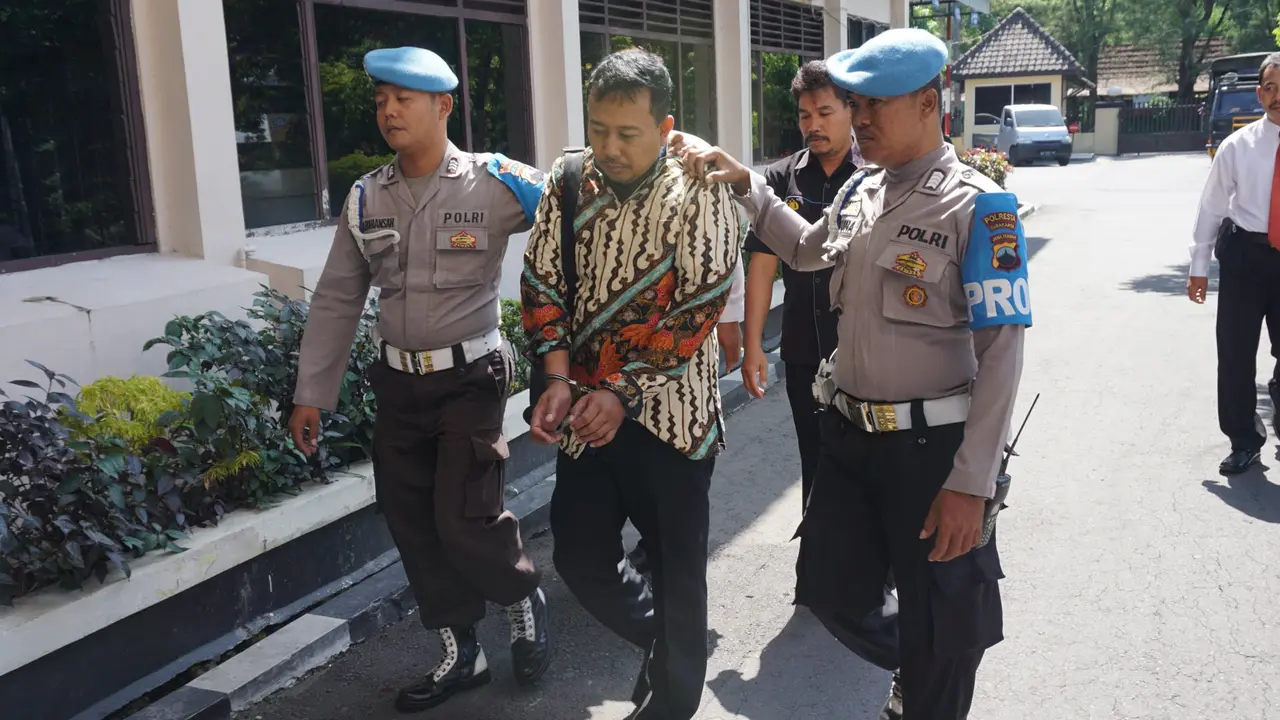 Pakai Nama Jokowi, Paspampres Gadungan Tipu 16 Pemilik Restoran