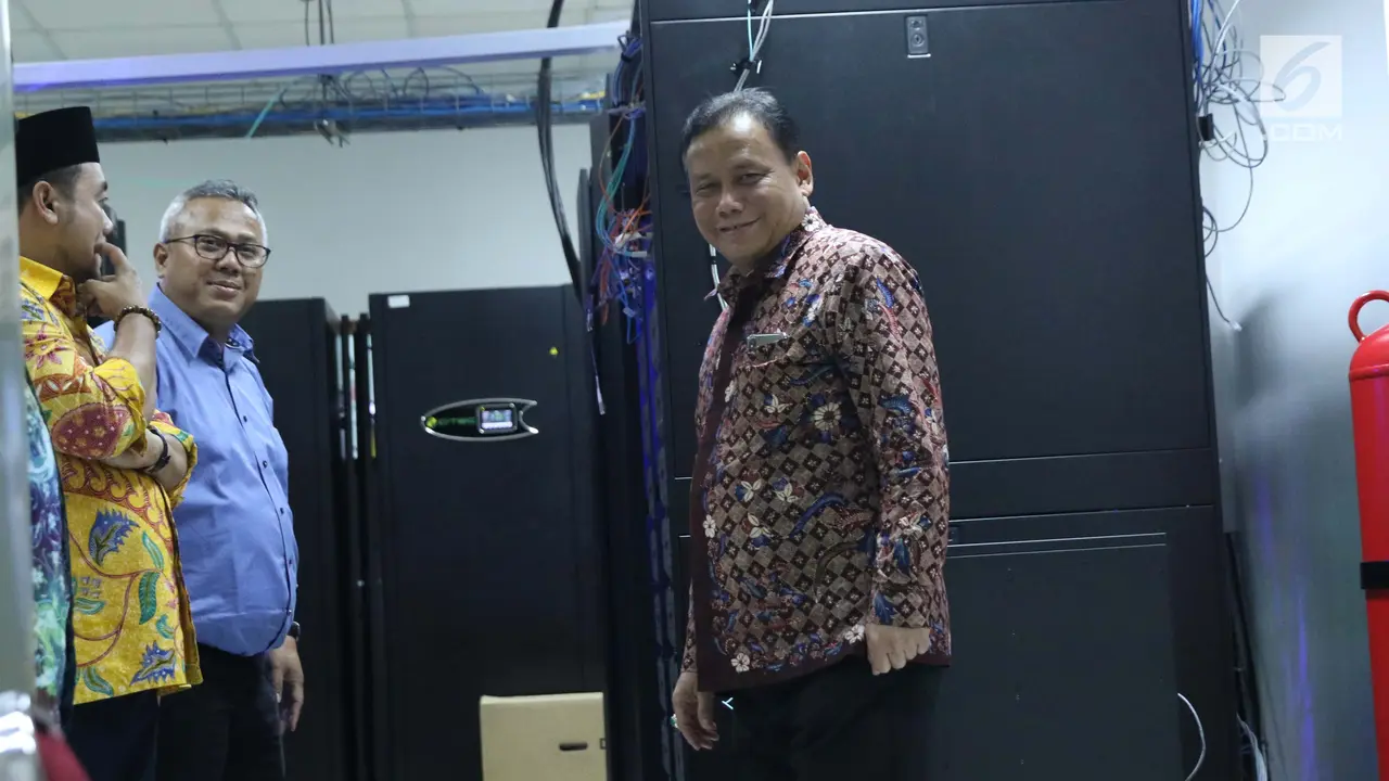 Bawaslu Tinjau Server KPU