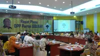 Anggota Partai Golkar menggelar rapat untuk menentukan calon pimpinan DPR. (Liputan6.com/Silvanus Alvin)