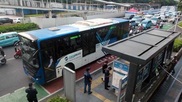Revitalisasi Halte TransJakarta