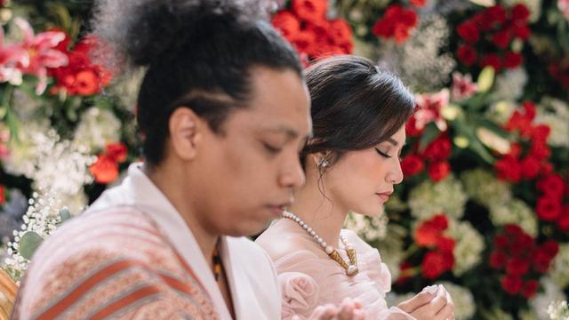 Indah Permatasari Dikabarkan Hamil Arie Kriting Beri Klarifikasi Showbiz Liputan6 Com