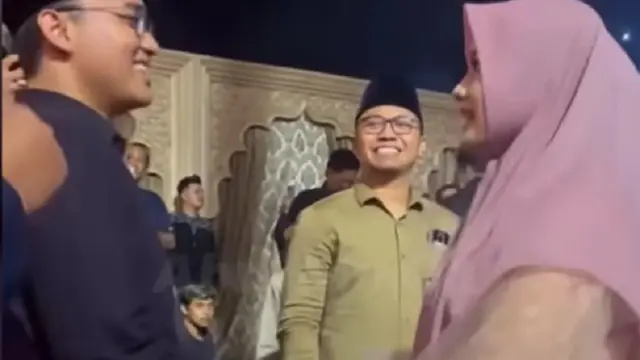 Gus Sunny dan Ning Chasna baper dengan lantunan lagu Dumes Denny Caknan (SS: YT ABRI Media)