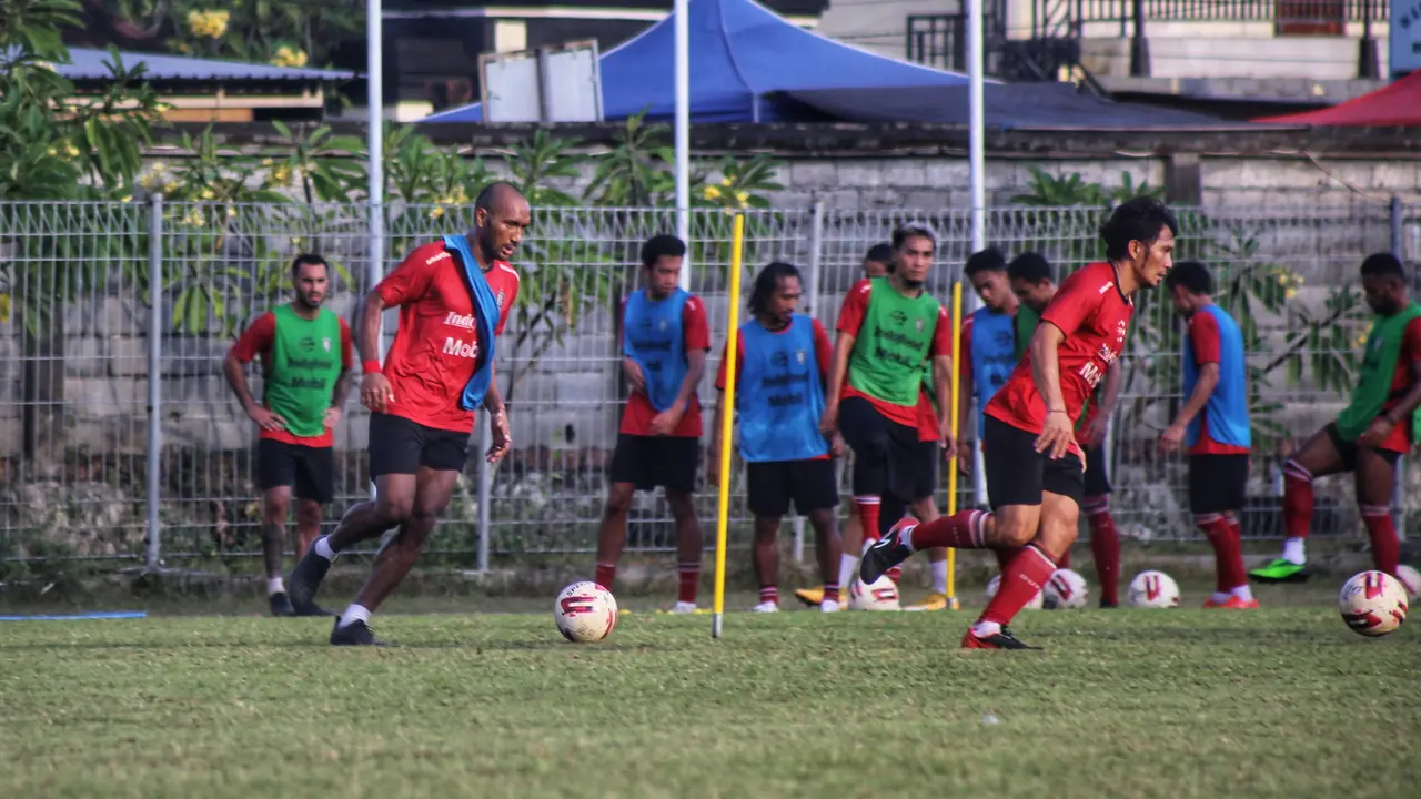 Bali United