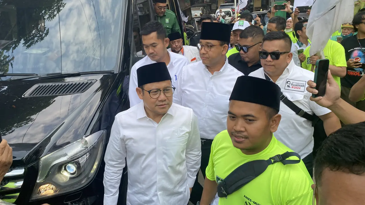 Pasangan bakal calon presiden dan wakil presiden Koalisi Perubahan, Anies Baswedan dan Muhaimin Iskandar atau Cak Imin (AMIN) bertandang ke DPP PKB, Jalan Raden Saleh Raya, Senen Jakarta Pusat, Kamis, (19/10/2023).
