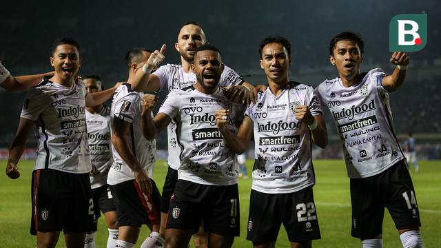Foto: Tak Ada Pemenang di Laga Panas Persib Bandung Kontra Bali United di Grup C Piala Presiden 2022