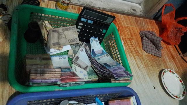 Pungli, Oknum PNS Dishub di Solok Ditangkap