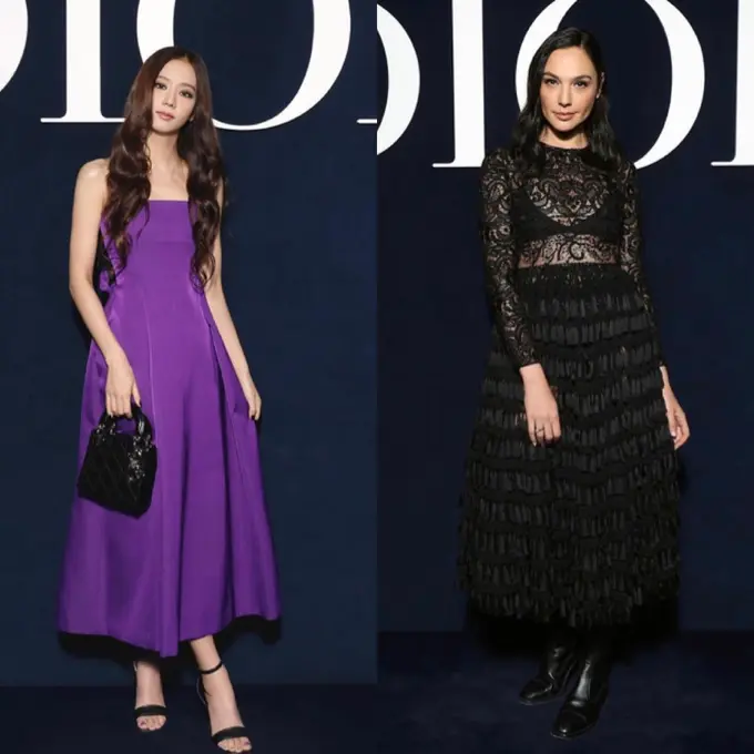 Jisoo dan Gal Gadot di Dior Paris Fashion Week